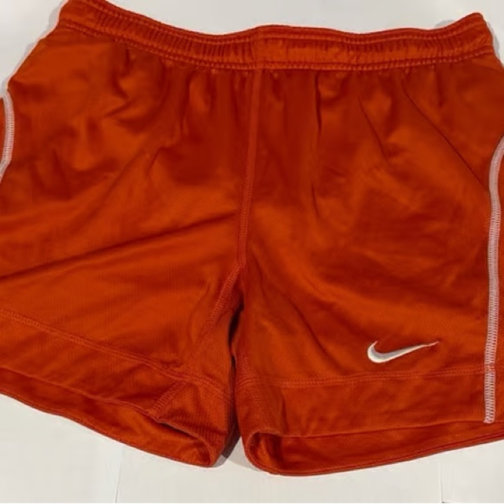 Nike women’s running shorts